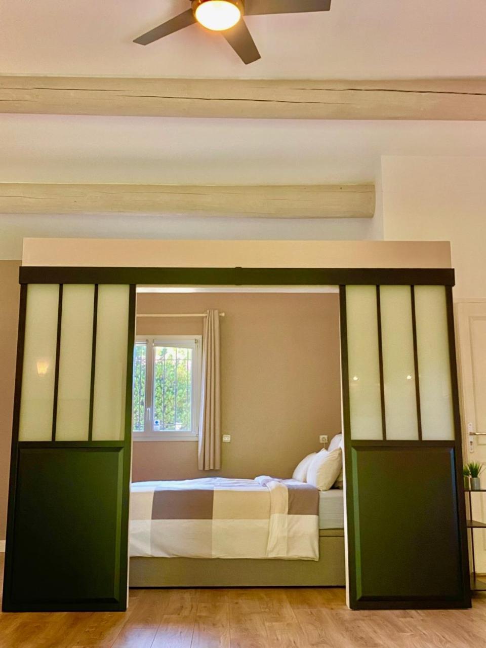 Appartement Neuf Et Au Calme Proche Avignon Althen-des-Paluds Bagian luar foto