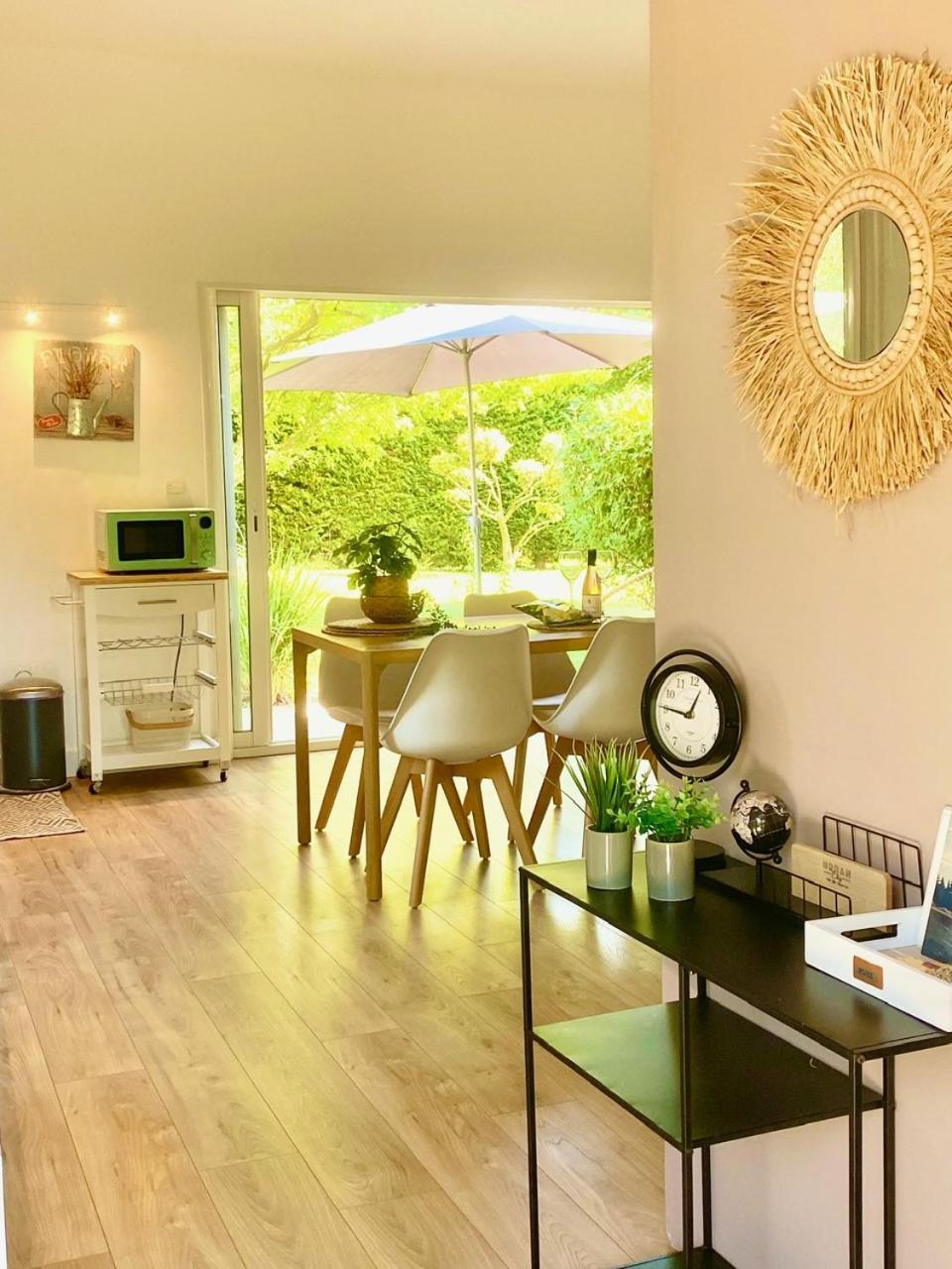 Appartement Neuf Et Au Calme Proche Avignon Althen-des-Paluds Bagian luar foto