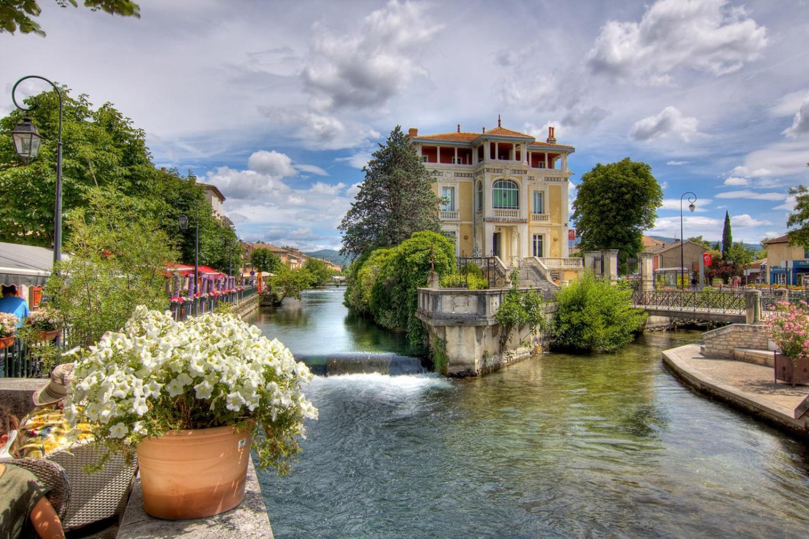Appartement Neuf Et Au Calme Proche Avignon Althen-des-Paluds Bagian luar foto